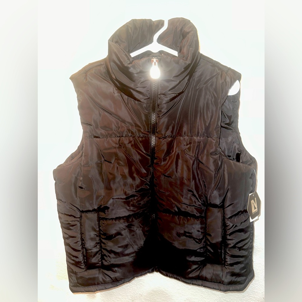 New- Look Sport Black Puffer vest